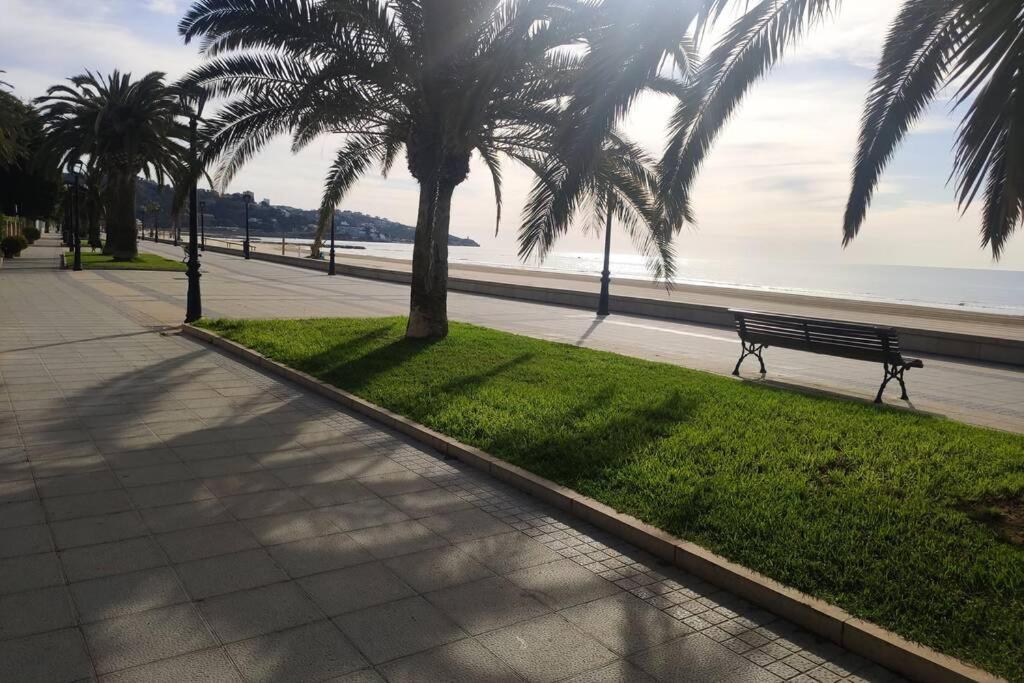 Apartamento Recien Reformado En Primera Linea Con Vistas A La Playa De La Almadraba Benicàssim Zewnętrze zdjęcie