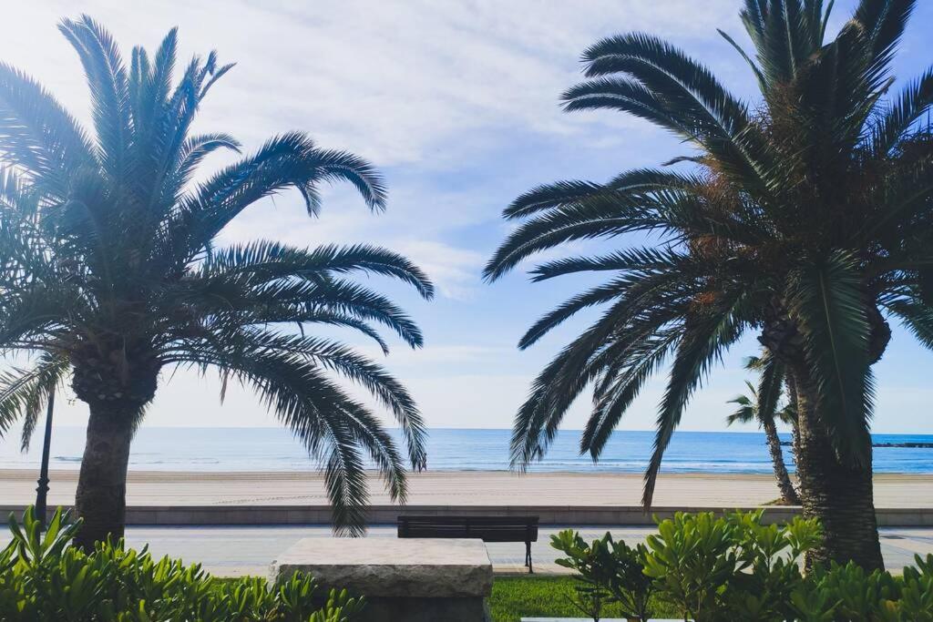 Apartamento Recien Reformado En Primera Linea Con Vistas A La Playa De La Almadraba Benicàssim Zewnętrze zdjęcie